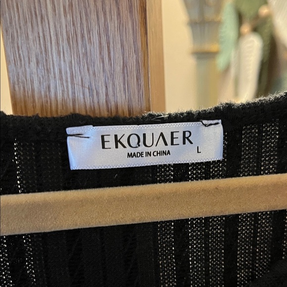 Chic Black Long Sleeve Dress - Picture 2 of 8